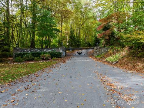 26 Wedgewood Terrace Black Mountain NC 28711