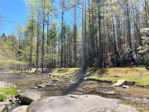 Tbd Powder Horn Road Deep Gap NC 28618