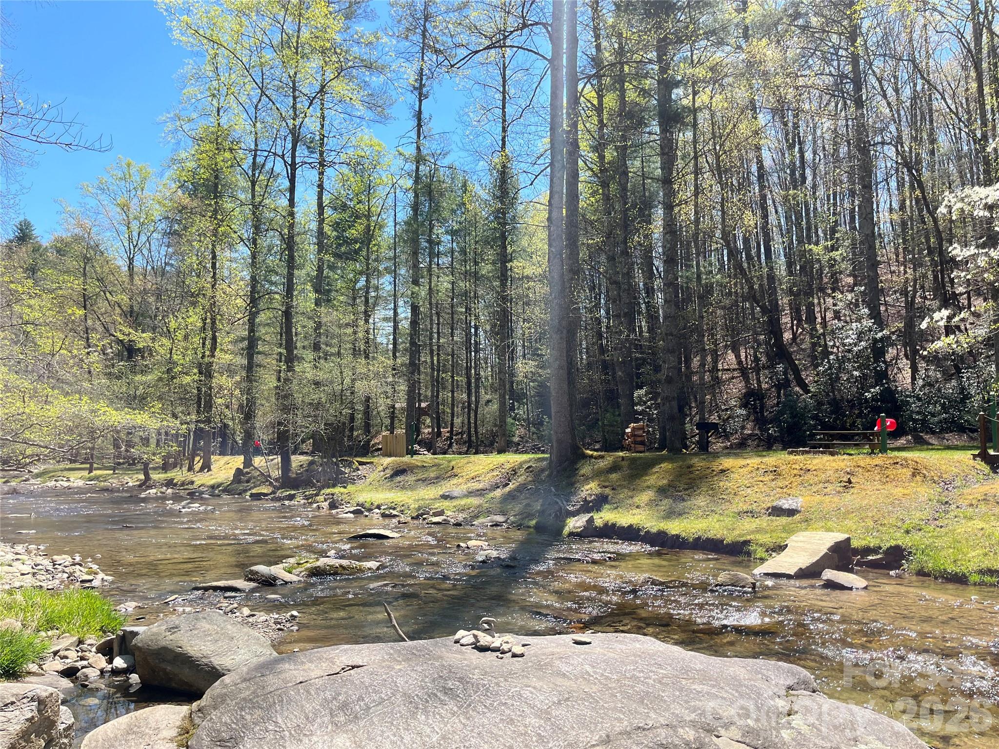 Tbd Powder Horn Road Deep Gap NC 28618