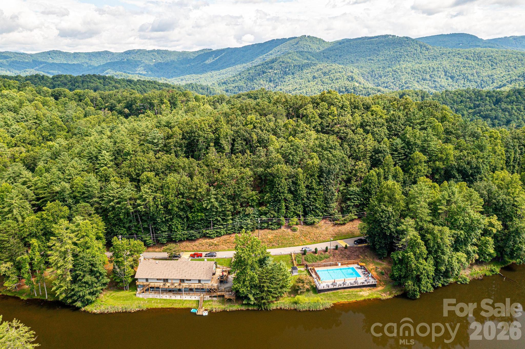 Tbd Powder Horn Road Deep Gap NC 28618