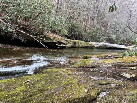 Tbd Powder Horn Road Deep Gap NC 28618
