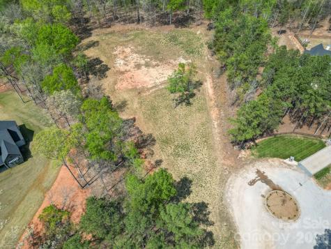 2170 Two Sisters Drive Lancaster SC 29720