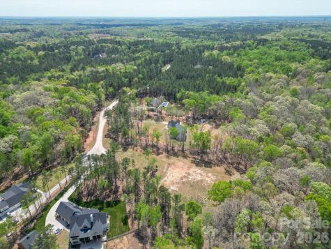 2170 Two Sisters Drive Lancaster SC 29720