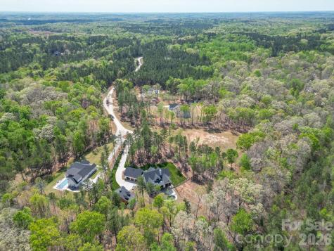 2170 Two Sisters Drive Lancaster SC 29720
