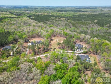2170 Two Sisters Drive Lancaster SC 29720