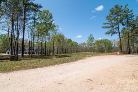 2170 Two Sisters Drive Lancaster SC 29720