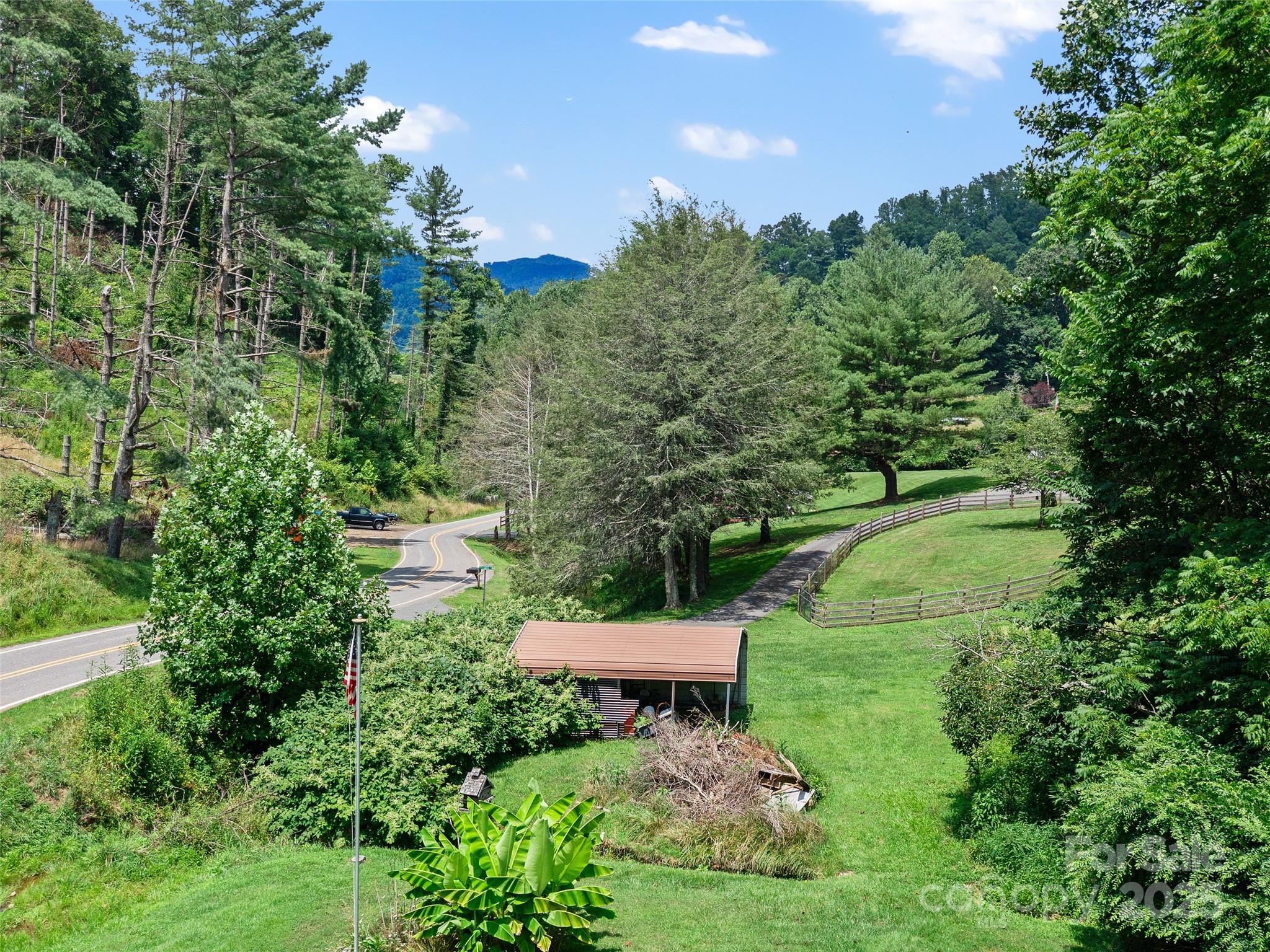 1377 Langford Branch Road Burnsville NC 28714