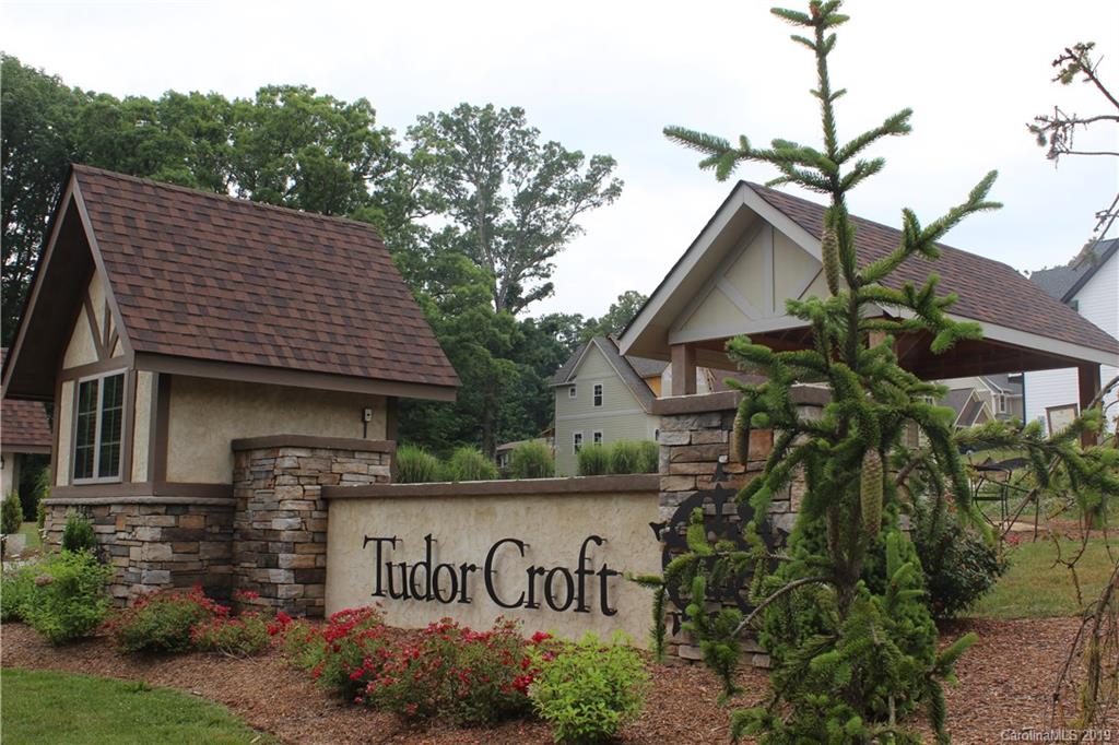 114 Chepstow Place Black Mountain NC 28711