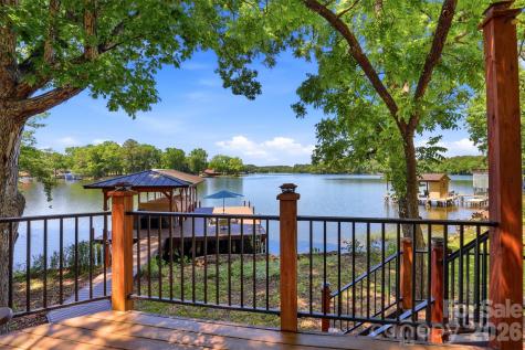 416 Lake Shore Drive Norwood NC 28128