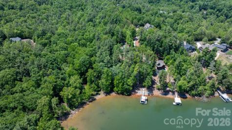 45 Harborside Drive Nebo NC 28761