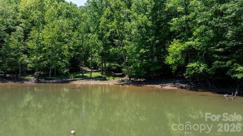 45 Harborside Drive Nebo NC 28761
