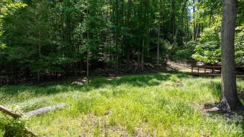 45 Harborside Drive Nebo NC 28761