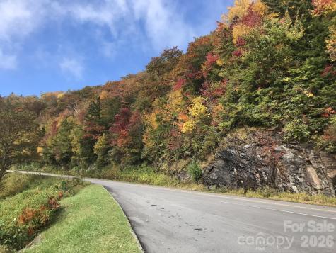 00 Winterstar Loop Burnsville NC 28714