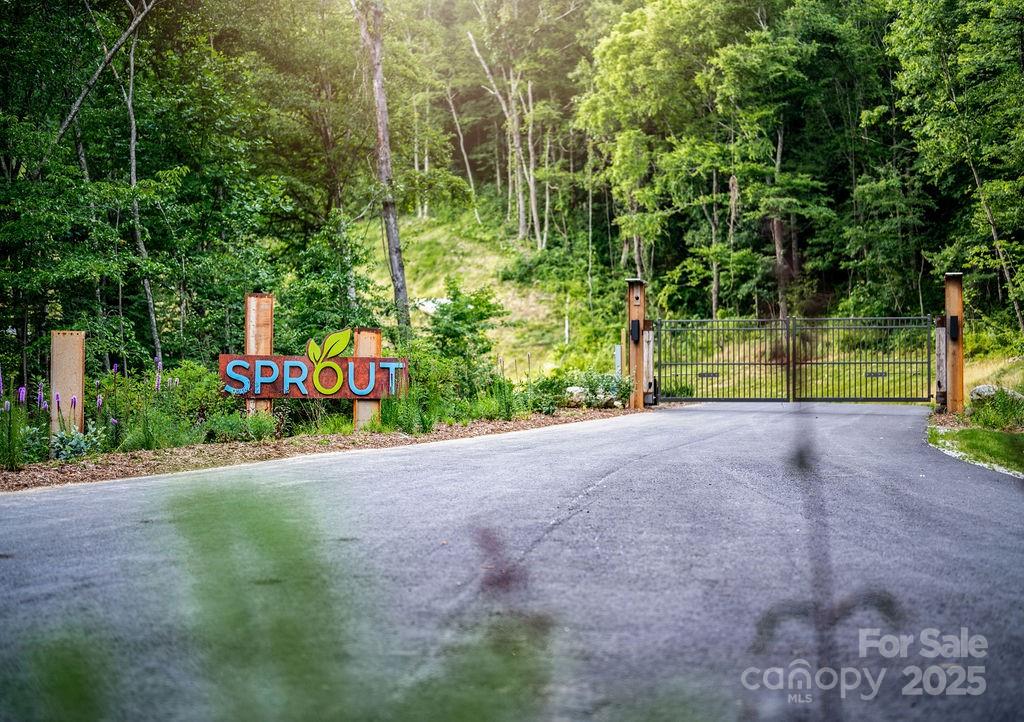 0000 West Garden Trail Hendersonville NC 28792