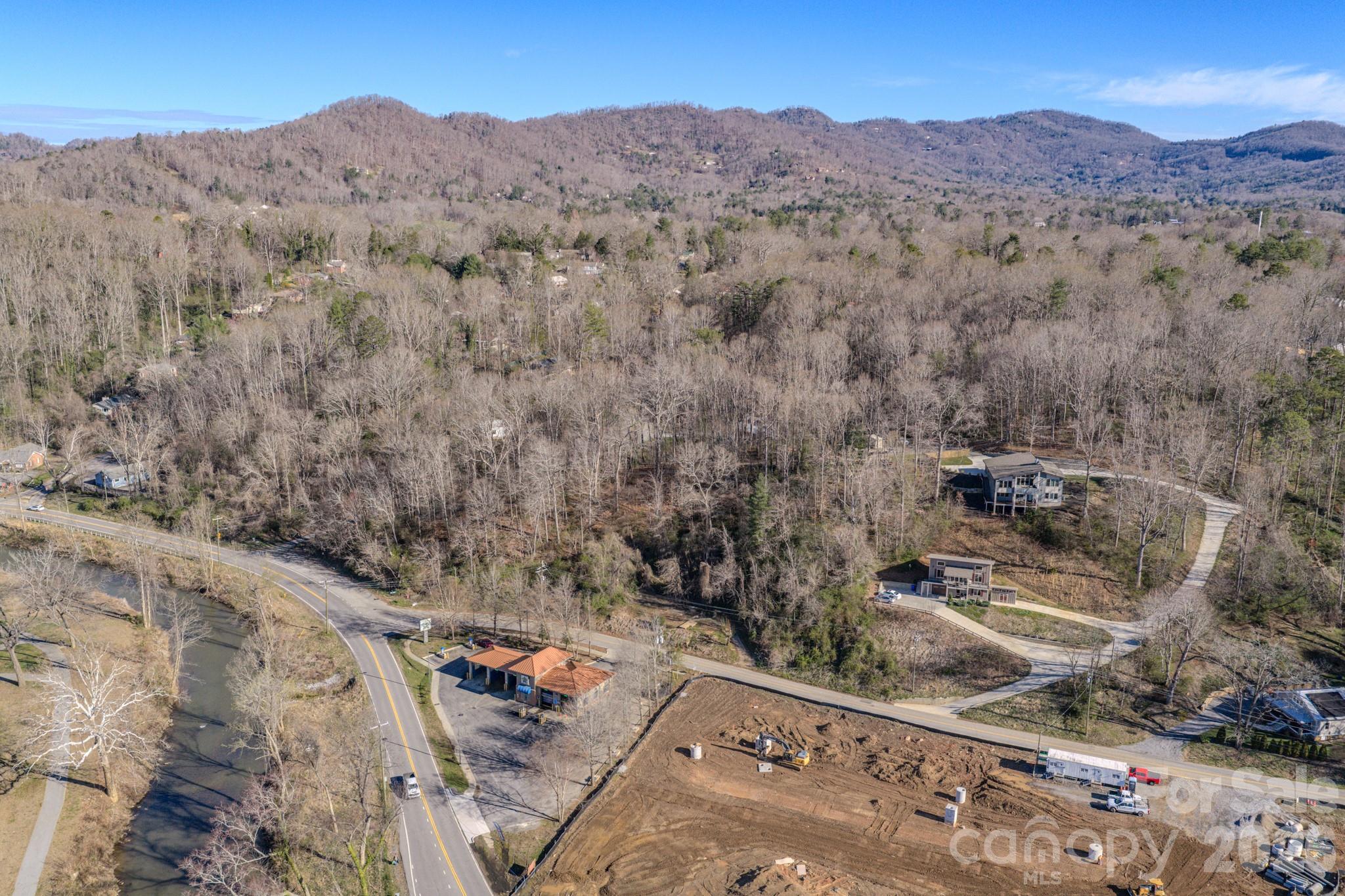 16 Governors View Road Asheville NC 28805