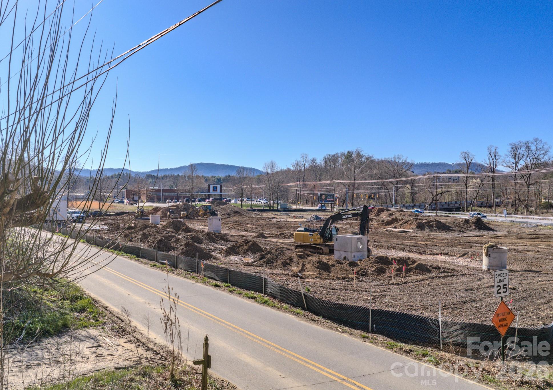 16 Governors View Road Asheville NC 28805