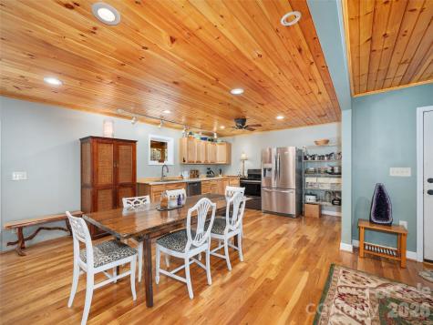 23 Katies Road Marshall NC 28753