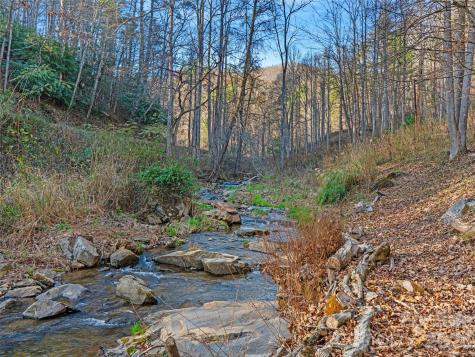 23 Katies Road Marshall NC 28753