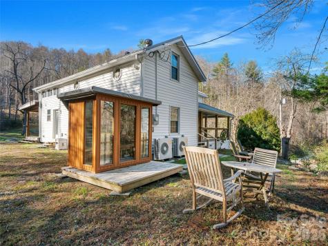 23 Katies Road Marshall NC 28753
