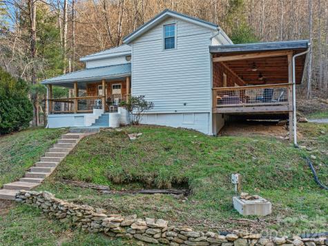 23 Katies Road Marshall NC 28753