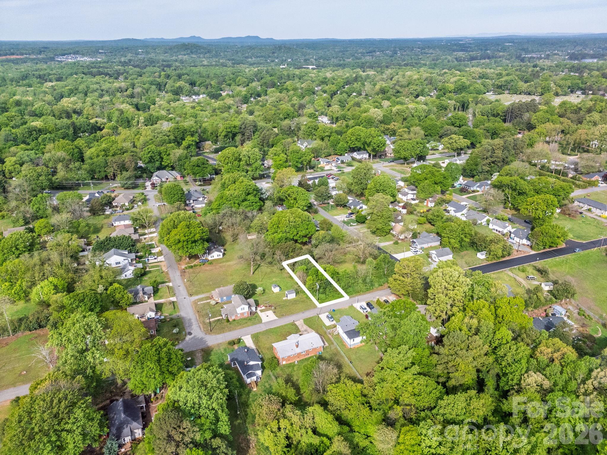 506 East Avenue Belmont NC 28012