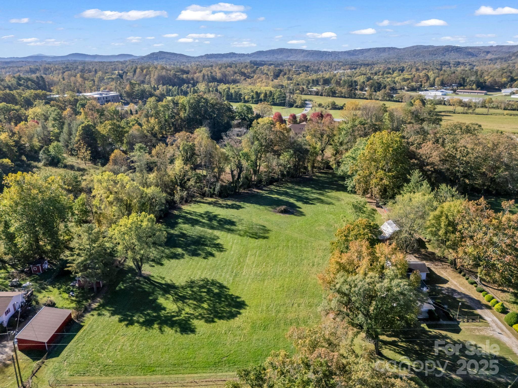628 New Hope Road Flat Rock NC 28731