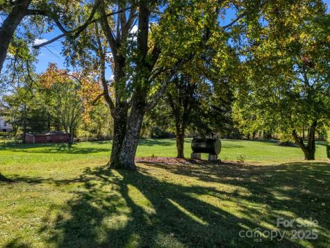 628 New Hope Road Flat Rock NC 28731