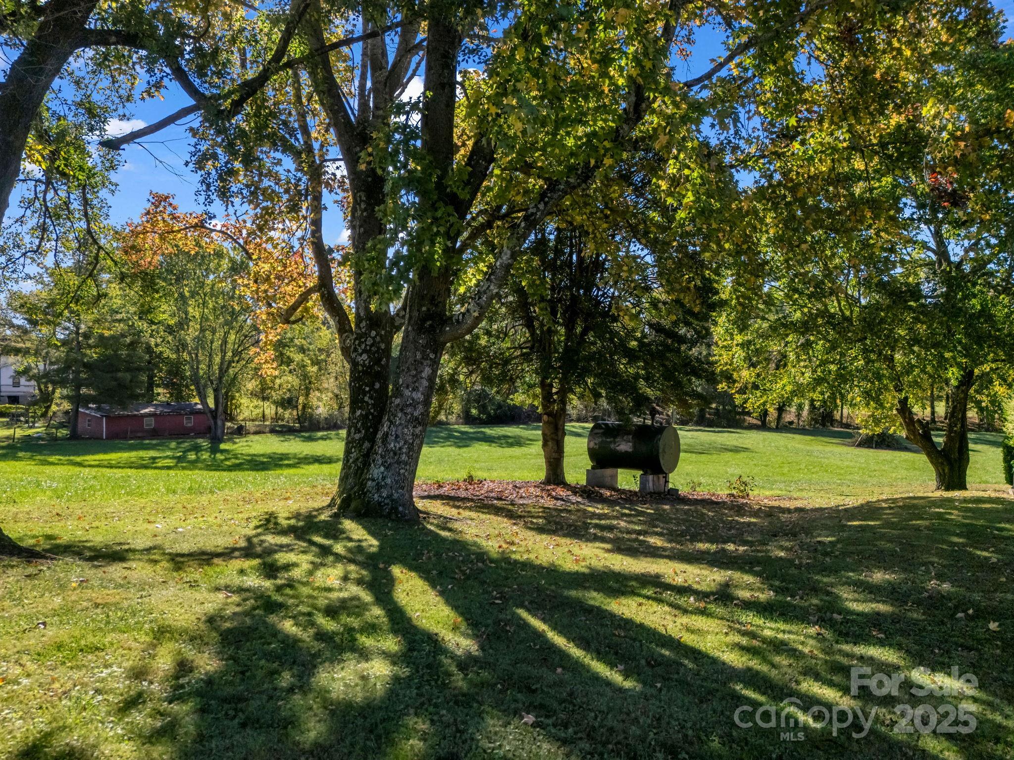 628 New Hope Road Flat Rock NC 28731