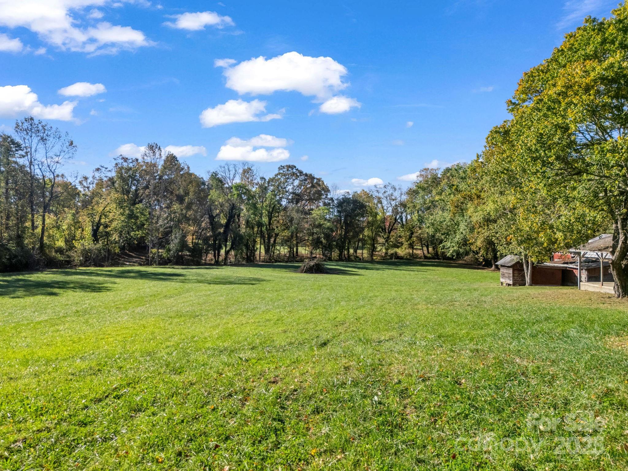 628 New Hope Road Flat Rock NC 28731