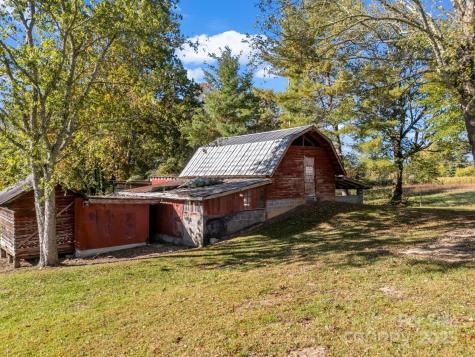 628 New Hope Road Flat Rock NC 28731