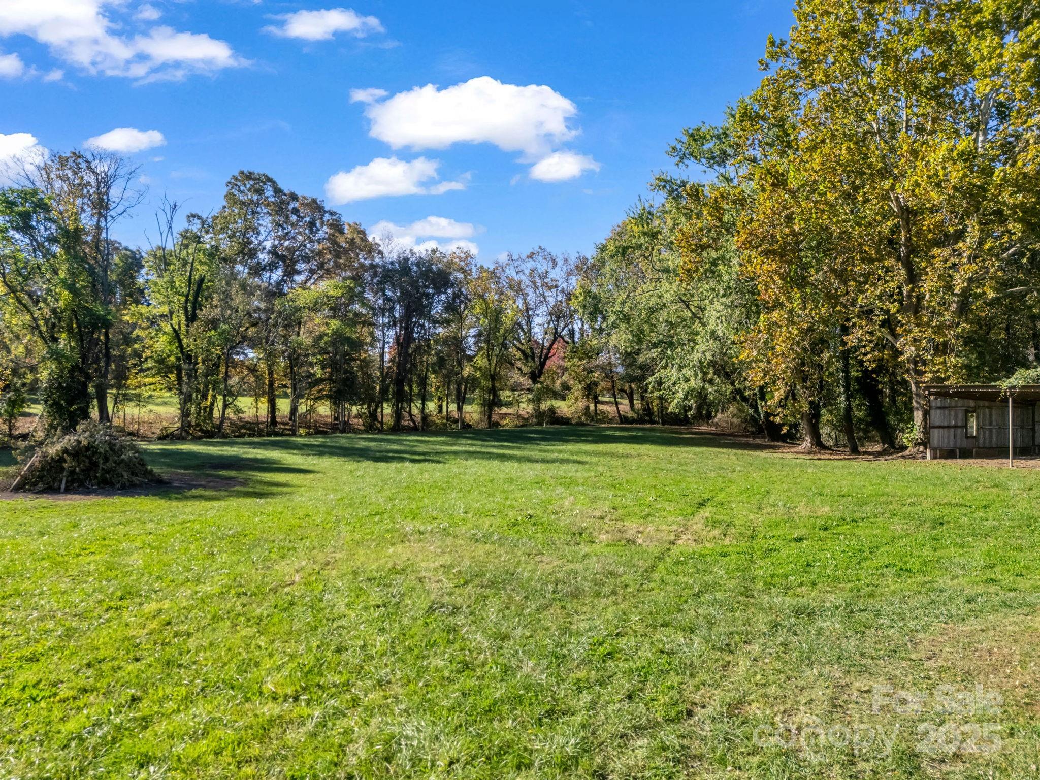 628 New Hope Road Flat Rock NC 28731