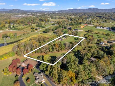 628 New Hope Road Flat Rock NC 28731