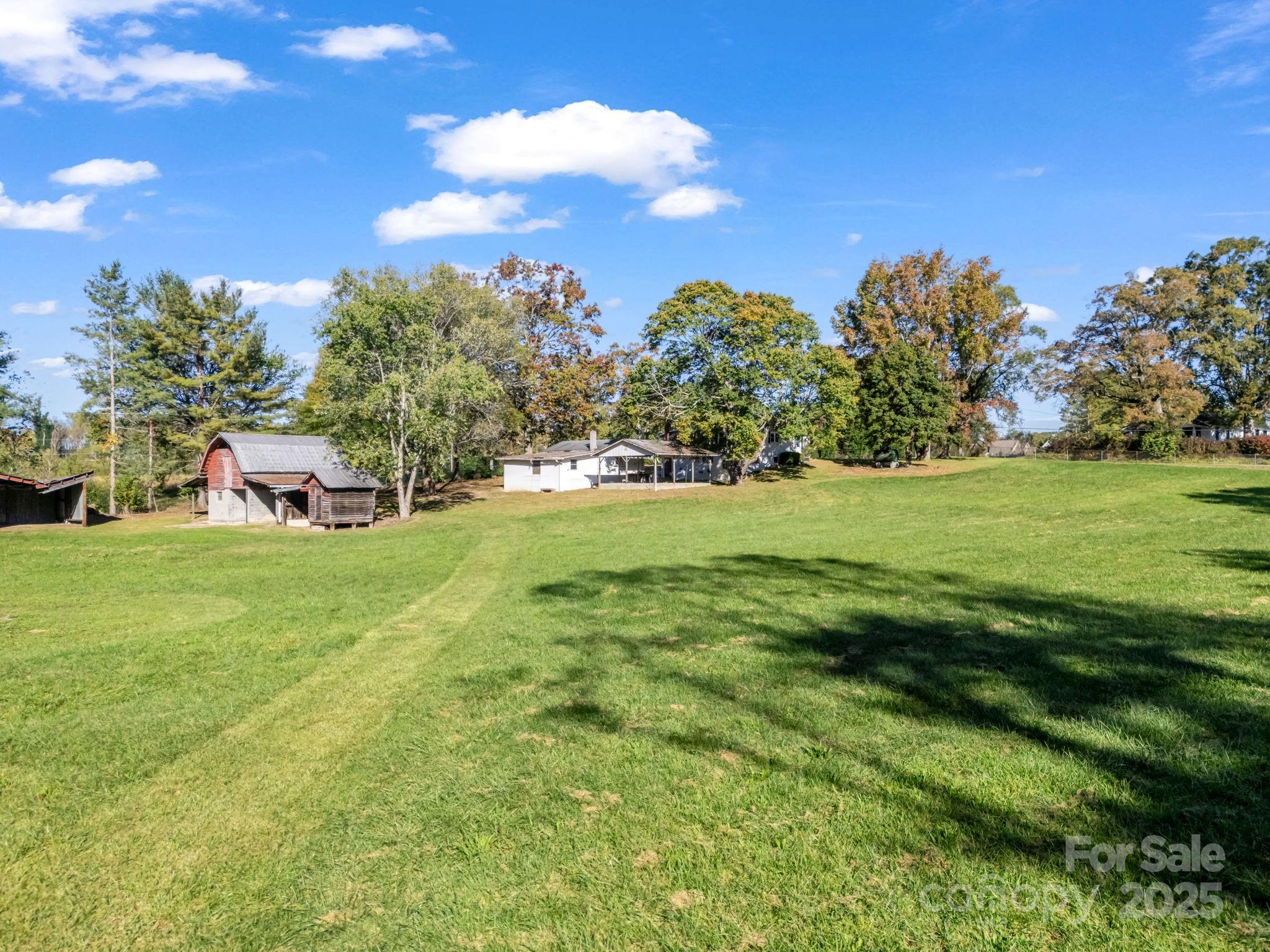 628 New Hope Road Flat Rock NC 28731