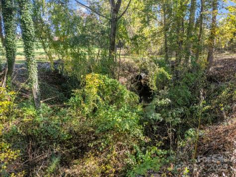 628 New Hope Road Flat Rock NC 28731