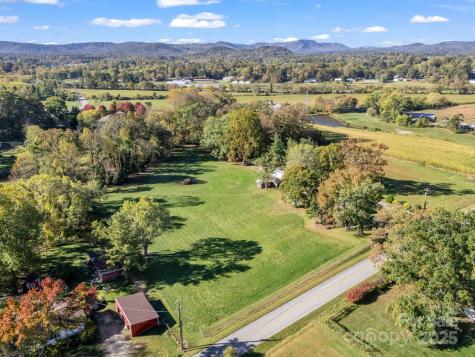 628 New Hope Road Flat Rock NC 28731