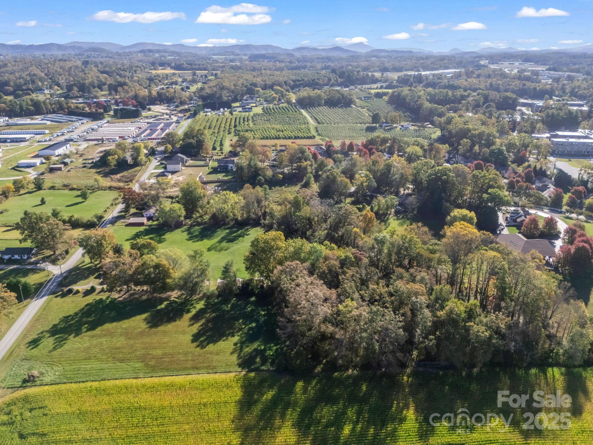 628 New Hope Road Flat Rock NC 28731