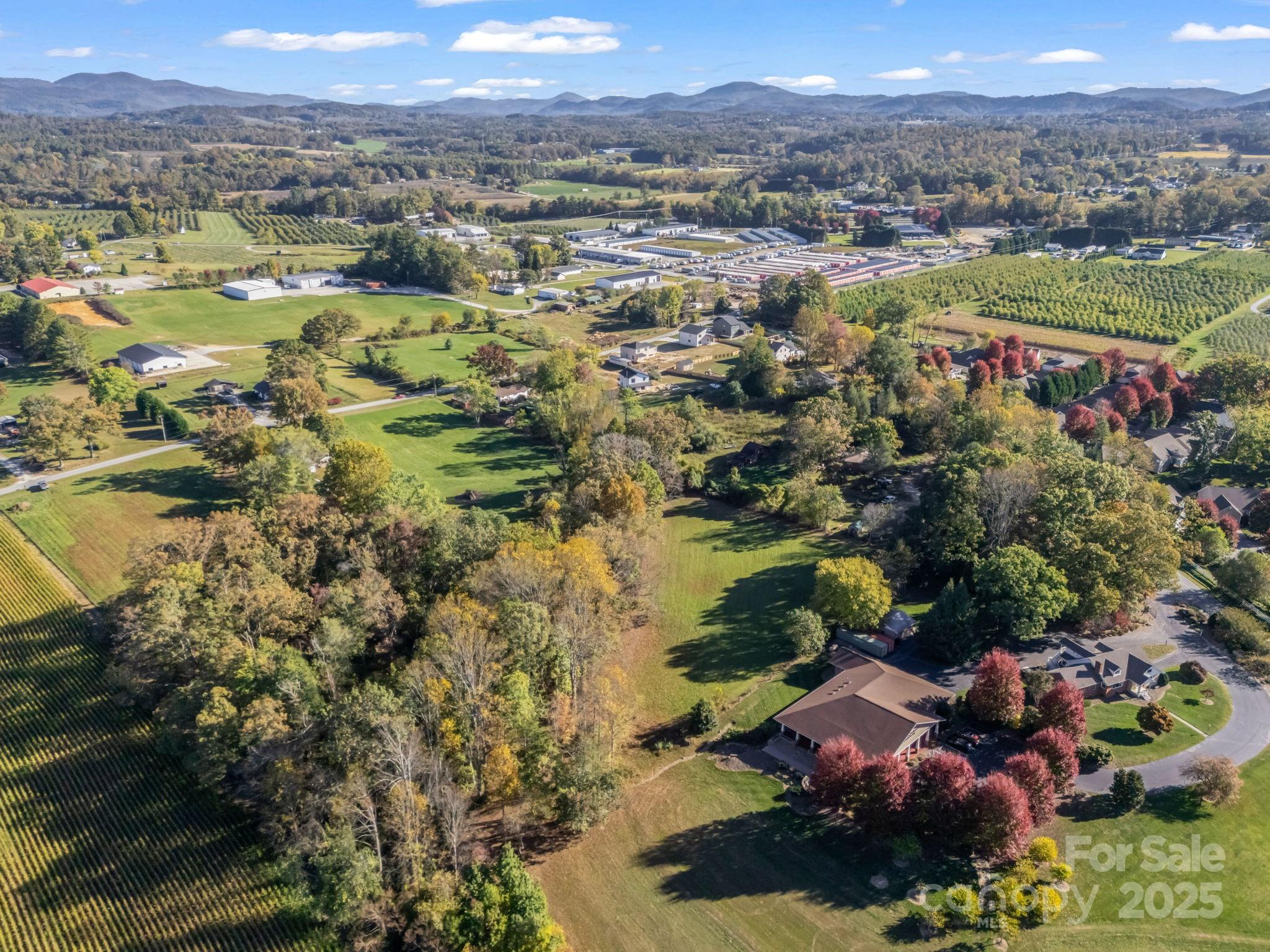 628 New Hope Road Flat Rock NC 28731