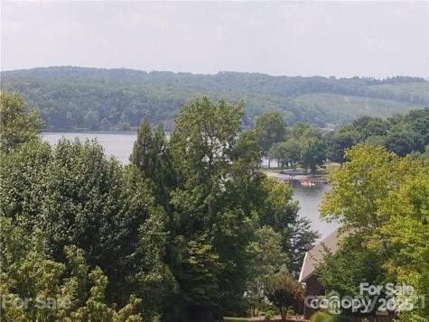 176 Mallard Drive Badin Lake NC 28127
