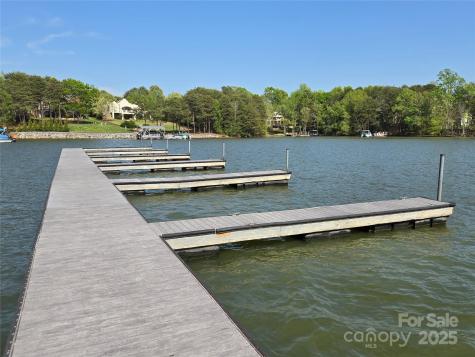 176 Mallard Drive Badin Lake NC 28127