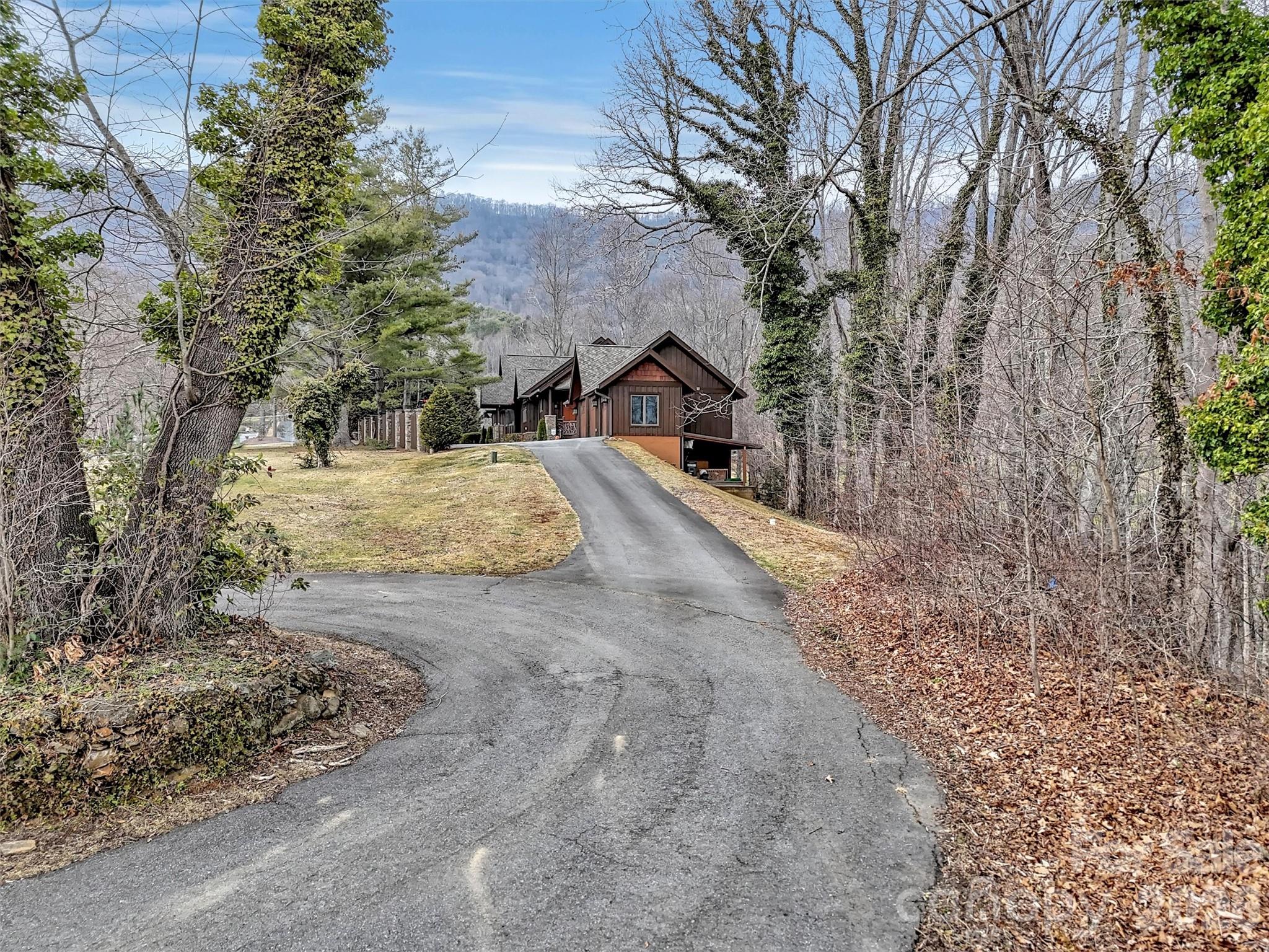 000 Cupp Lane Waynesville NC 28786