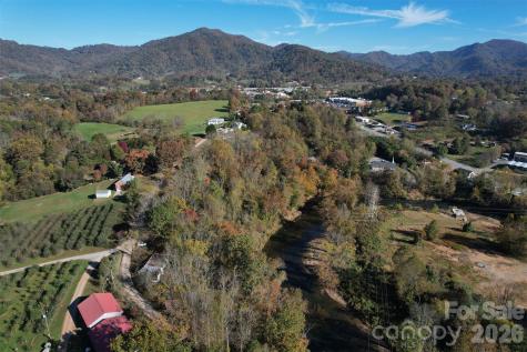 415 Pigeon Ford Road Canton NC 28716