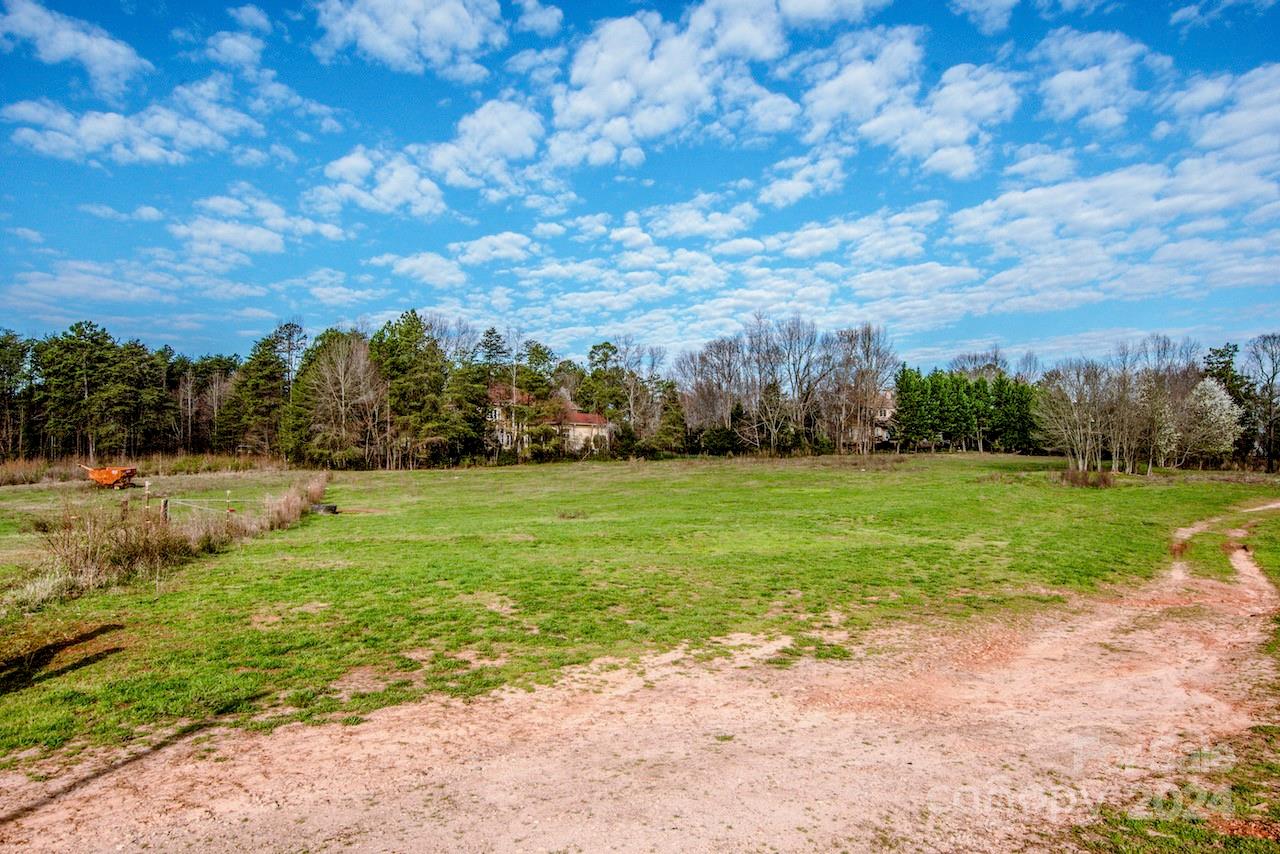 00 Beaten Path Road Mooresville NC 28117