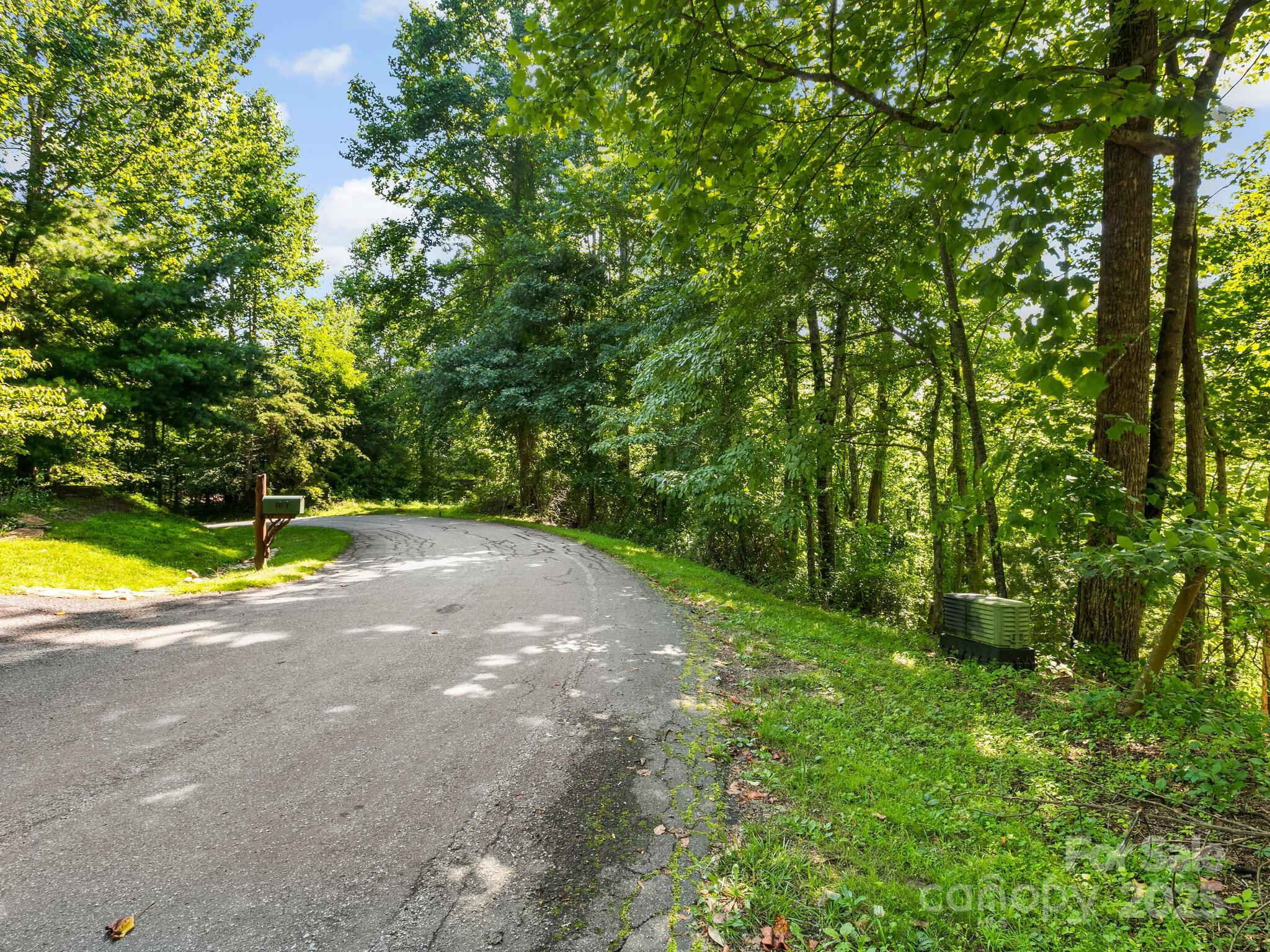 9999 Stone Valley Way Hendersonville NC 28792