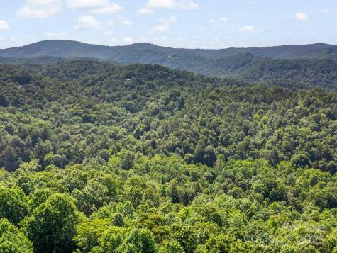 9999 Stone Valley Way Hendersonville NC 28792