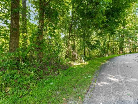 9999 Stone Valley Way Hendersonville NC 28792