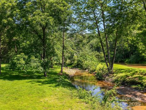 9999 Stone Valley Way Hendersonville NC 28792