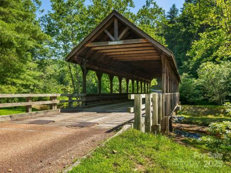 9999 Stone Valley Way Hendersonville NC 28792