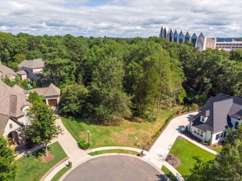 5845 Five Knolls Drive Charlotte NC 28226