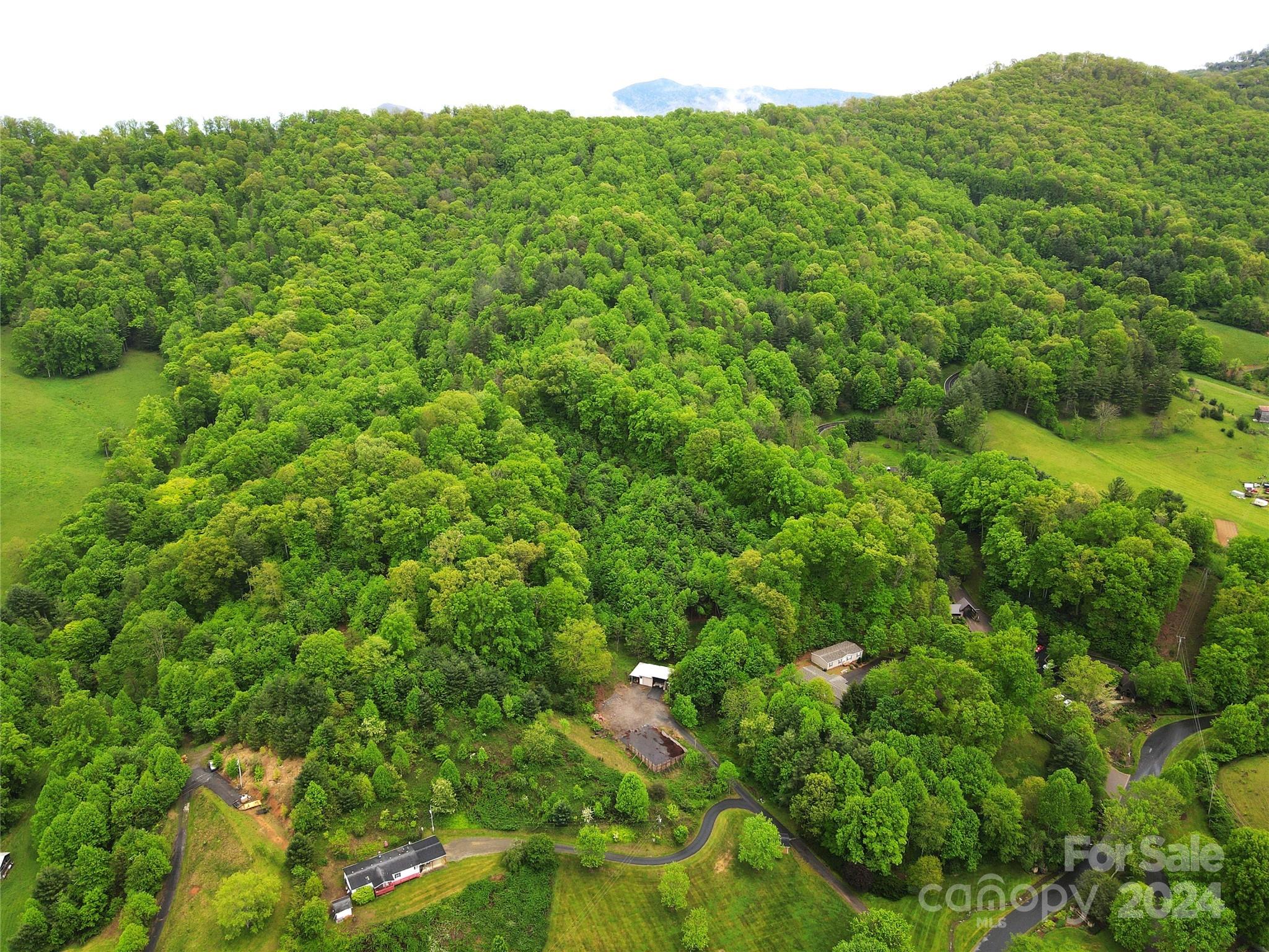 000 Mountain Air Drive Burnsville NC 28714