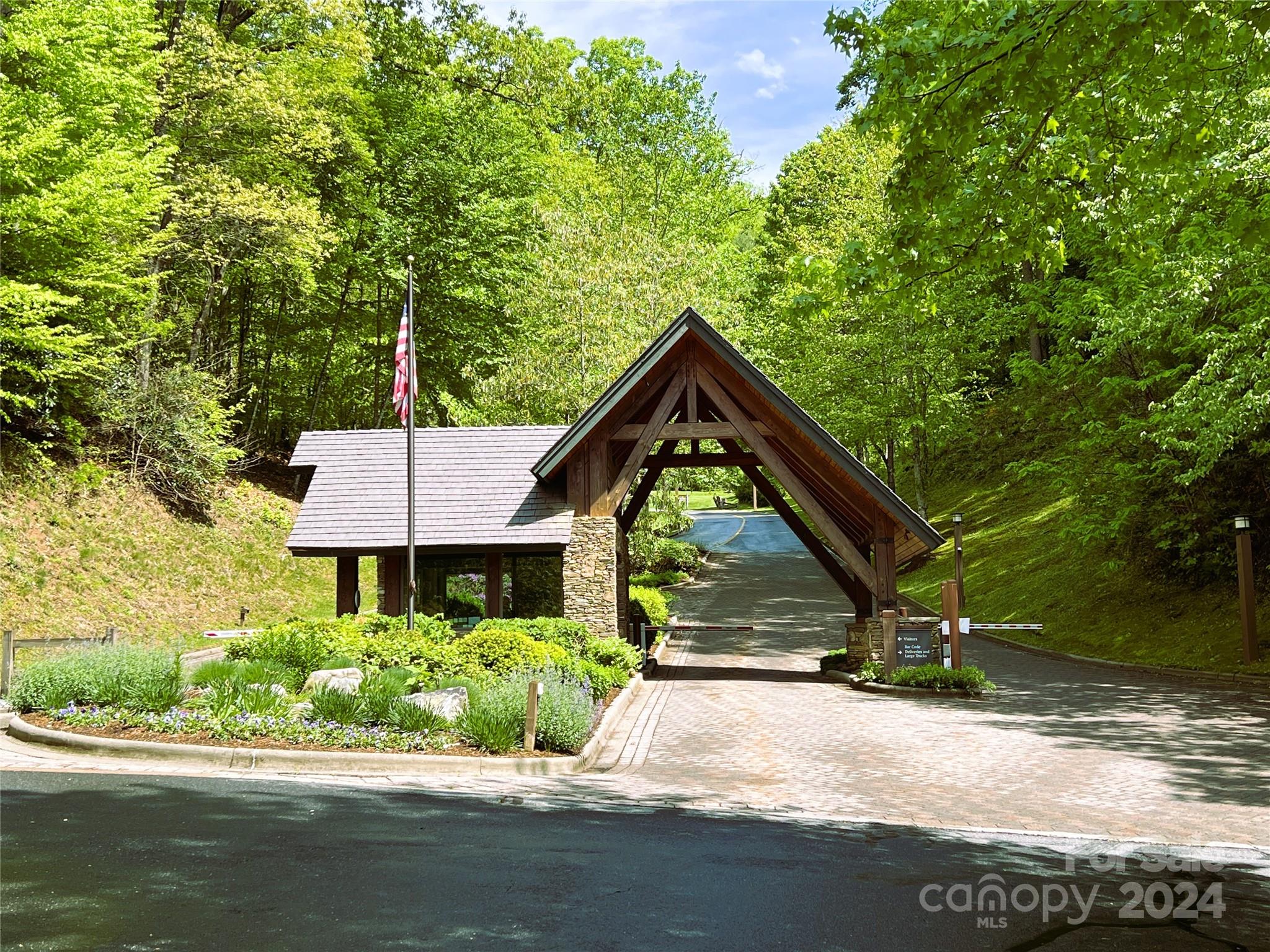 000 Mountain Air Drive Burnsville NC 28714